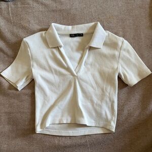 SOLD Zara Cream Ribbed Collared V-Neck Cropped Top